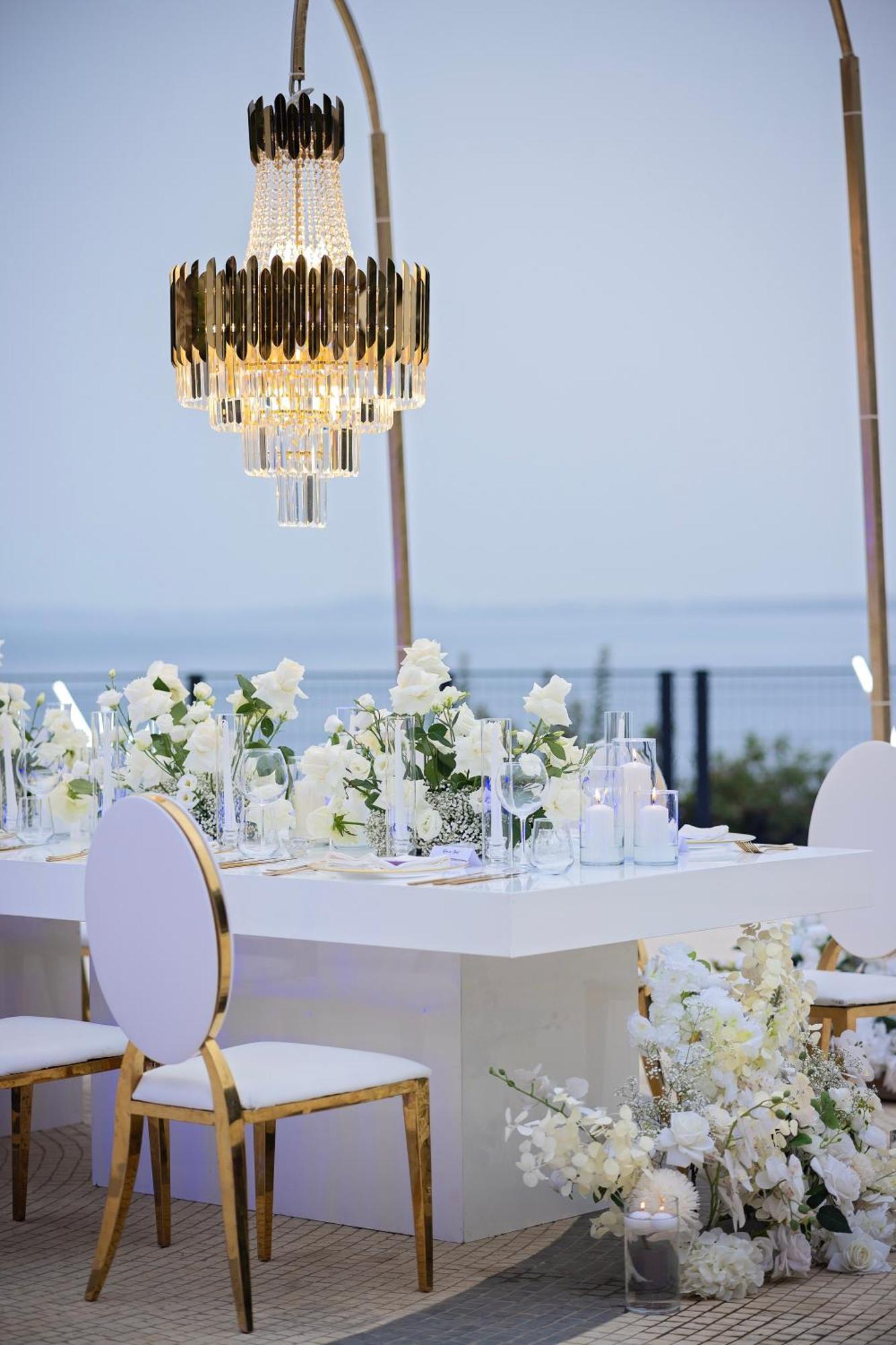 Maritim Resort Marina Bay Vlorë Exterior foto Wedding reception at the Four Seasons Hotel, Athens